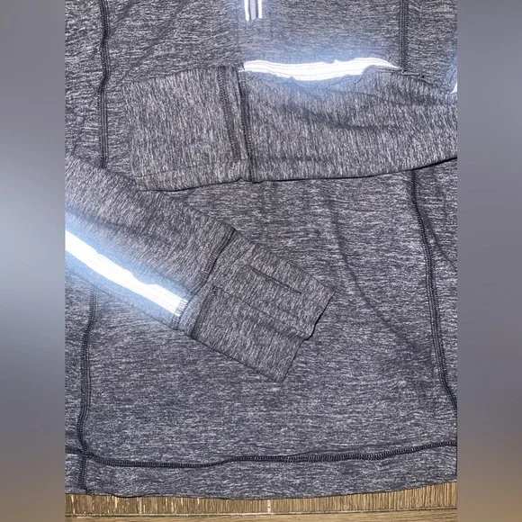 Lululemon Womens Half Zip size 10 - Picture 3 of 8